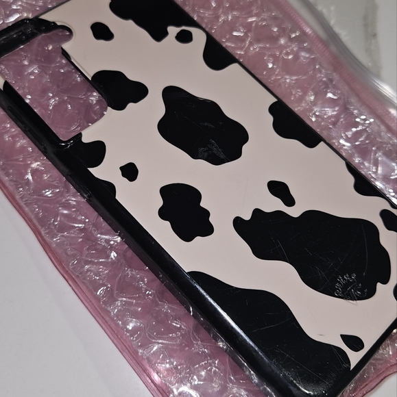 Velvet Caviar Samsung s21 plus phone case - Picture 2 of 2